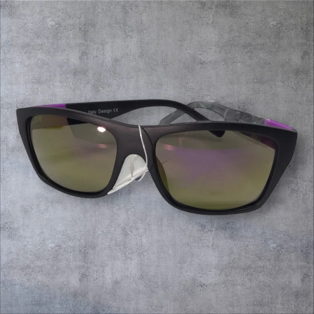 Black and Purple Mirrored Sunglasses Retro Unisex Deadstock Streetwear Stylish
